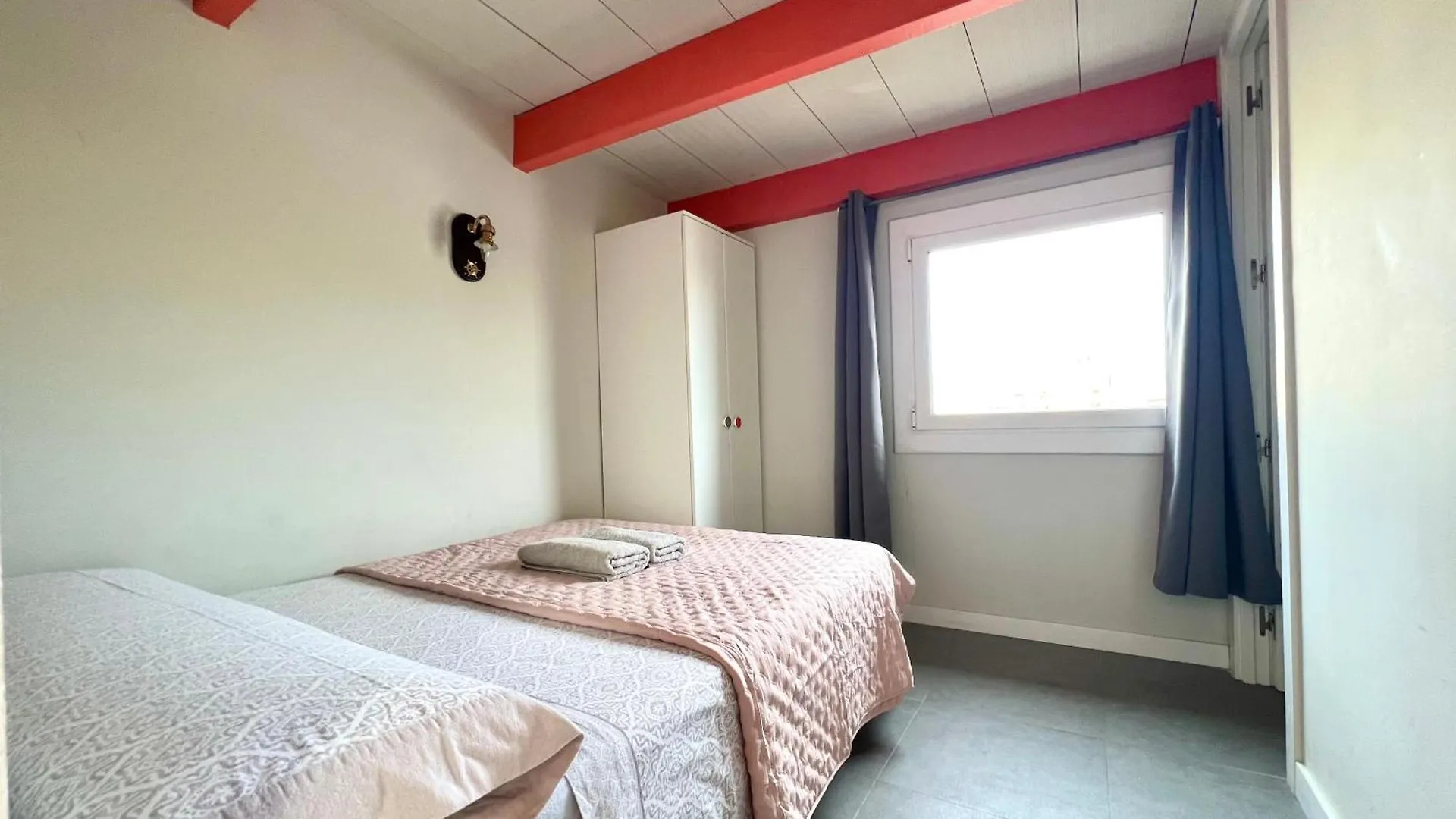 Apartamentos Playa Badalona