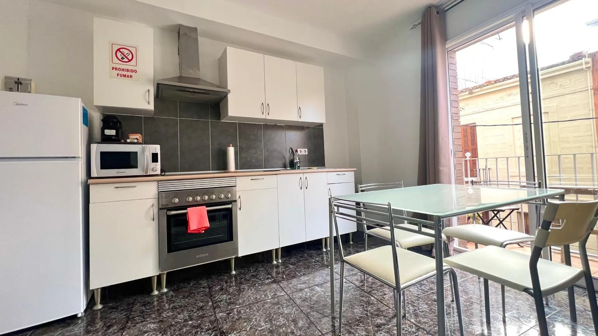 Apartamentos Playa Badalona