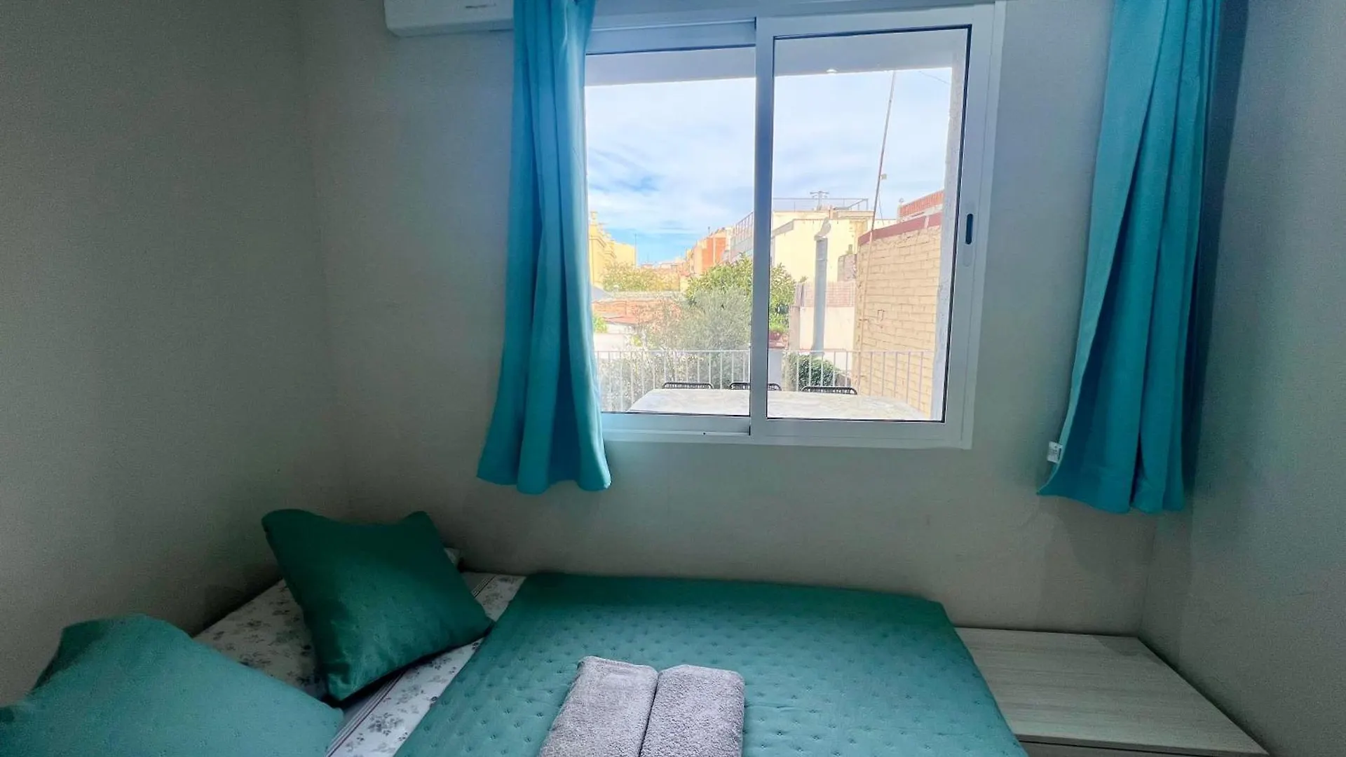 Apartamentos Playa Badalona